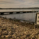 lac de sainte croix secheresse 2023 : rivage bas et baignade