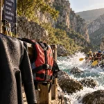 Activités nautiques Verdon : combinaison et rafting dans les gorges du Verdon